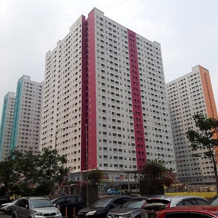 Comfy Apartment 2Br Nerine Джакарта Экстерьер фото